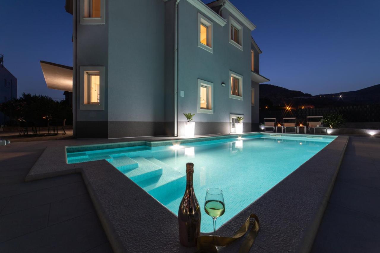 Villa Ban Trogir Bagian luar foto
