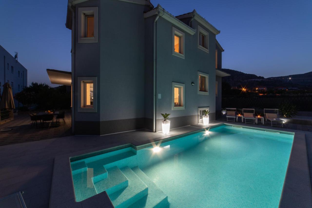 Villa Ban Trogir Bagian luar foto