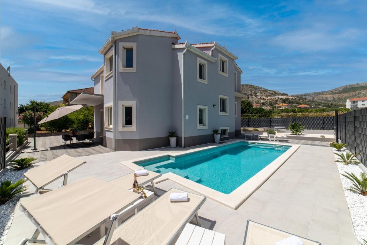 Villa Ban Trogir Bagian luar foto