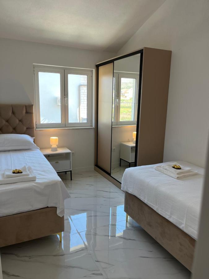 Villa Ban Trogir Bagian luar foto